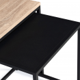 Set van 2 geneste salontafels DENTON 40/45 van zwart metaal en hout in industrieel design.