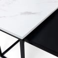 Lot de 2 tables basses gigognes ALASKA carrées 60/70 effet marbre et noir pieds métal