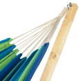 Hangmat met houten standaard en blauw en groen gestreepte stof TAHITI