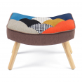 Fauteuil scandinave IVAR avec repose pieds en tissu patchwork multicouleurs et imprimé pied de poule