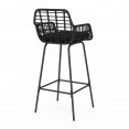 Lot de 2 tabourets de bar SUMMER avec accoudoirs effet rotin noir pied métal noir